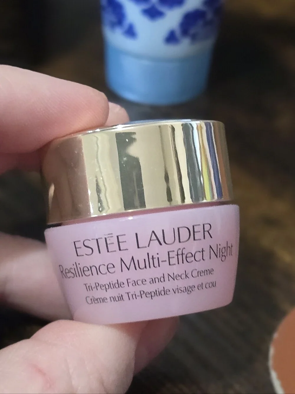 Estee Lauder Travel Set - Picture 3 of 4